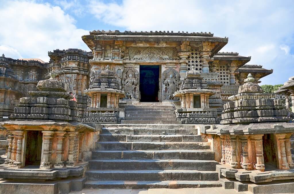 Halebidu Temple Hoysaleshwara Temple Hoysala Temples Halebidu Temple Hoysaleshwara Temple Hoysala Temples