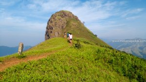 Ettina Bhuja Trekking with Guests