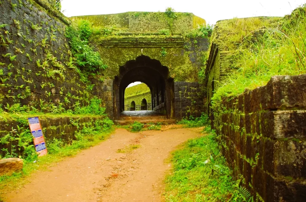 manjarabad fort Entrance